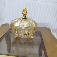 شکلات خوری طلایی