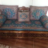 تخت سنتی و شاه نشین