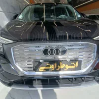 آئودی Q5 مشکی 2024 صفر خشک تیپ 1سیلور پکیج