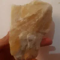 یک قطعه سلنایت زرد