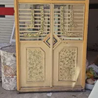 درب حیاط کاملا سالم