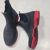 کلاه و کفش سوارکاری