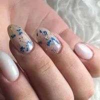 کاشت ناخن شروع قیمت ها از۳۹۰تومان طراحی باگل طبیعی