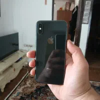 آیفون xs بسیار تمیز و سالم