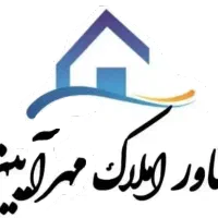 ویلایی مهندس و طبقه دوم روی مغازه حاشیه انقلاب