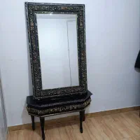 میز و اینه