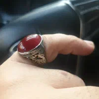 انگشتر سرخ