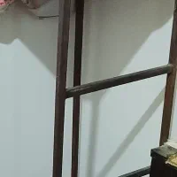 ی عدد چهار پایه آهنی در حد نو|صندلی و نیمکت|قدس, شهر‌قدس|دیوار