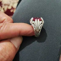 انگشتر نقره با نگین زیبا