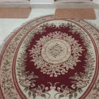 فرش بیضی شکل بزرگ