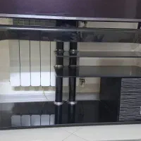 میز تلویزیون شیشه ای