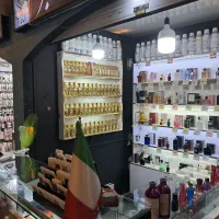 واگذاری غرفه درمترو ازادی با کاربری عطر و ادکلن|اجارهٔ مغازه و غرفه|تهران, ترمینال غرب|دیوار