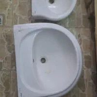 تجهیزات آرایشگاهی|آرایشگاه و سالن‌های زیبایی|مرند, |دیوار