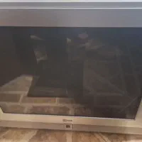 تلویزیونLG۲۱اینج به همراه میز تلویزیون