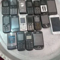 تعدادی گوشی فروشی
