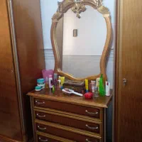 دوعدد کمد چوب گردو ومیز آریش به فورش میرسد|جاکفشی، کمد، دراور|قم, شهرک مهدیه (مدرس)|دیوار