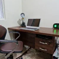 میز و صندلی