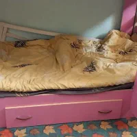 تخت دوطبقه تمیز و سالم و خوشخواب|تخت و سرویس خواب|مشهد, تلگرد|دیوار