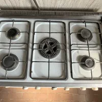 گاز ۵ شعله دارای فر عالیستان|اجاق گاز و لوازم برقی پخت‌وپز|گرگان, |دیوار