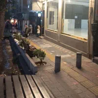 ۱۴۰ متر تجاری بر شریعتی ملکیت و سرقفلی حوالی ظفر