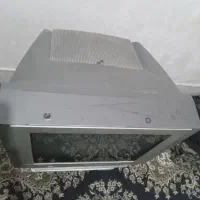 تلویزیون ال جی کارکرده جای شمع سوراخ شده|تلویزیون و پروژکتور|شیراز, شهرک گلستان|دیوار
