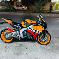 موتور رپسول هزار cbr 1000 2013