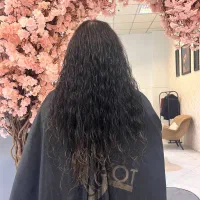 اکستنشن مو طبیعی با نصب میکرو و تخفیف ویژه