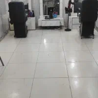 فروش دکور ارایشگاهی کاملا تمیز سالم ارزوئیه