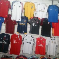 لباس وررشی با قیمت مناسب 700 تومنی