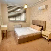 اجاره باغ ویلا|اجارهٔ کوتاه‌مدت ویلا و باغ|صدرا-فارس, فاز ۲|دیوار