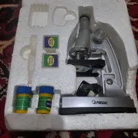 میکروسکوپ مدیک با زوم ۴۵۰ برابر
