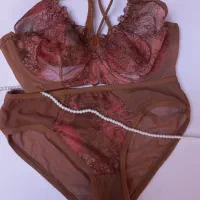 نیم تنه ورزشی ،شورت و سوتین|لباس|قم, مهر آباد|دیوار