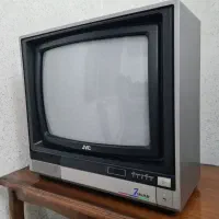 تلویزیون رنگی قدیمی و کلکسیونی