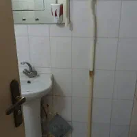 یک واحد آپارتمانی واقع در مجتمع صادقیه