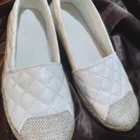 کفش عروسکی