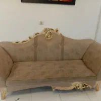 یک دسته مبل سلطنتی درحدنو