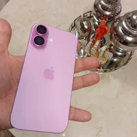 آیفون ۱۶ نرمال ۱۲۸ با باطری ۹۹ درصد