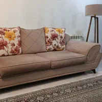 مبل 9نفره و میز نهارخوری خوری 4نفره