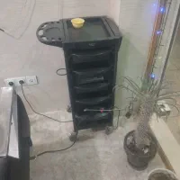 لوازم آرایشگاه|آرایشگاه و سالنهای زیبایی|اندیشه, اندیشه فاز ۱|دیوار