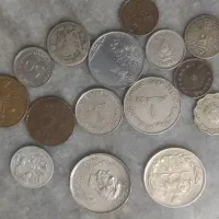تعدادی سکه شاهنشاهی و دینار الیزا