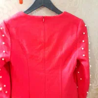 پیراهن پاییزی|لباس|رباط‌کریم, رباط‌کریم|دیوار