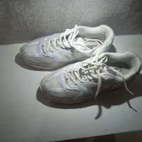 کتانی اسپرت نیوبالانس|کیف، کفش، کمربند|رشت, نخودچر|دیوار