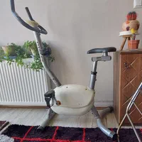 دوچرخه ثابت ورزشی- خانگی