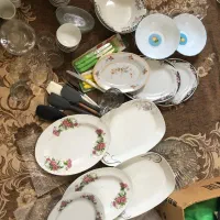 چند عدد ظرف آشپزخانه|ظروف سرو و پذیرایی|بوشهر, |دیوار