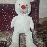 عروسک سفید تمیز