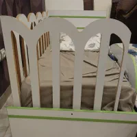 تخت خواب کودک به همراه تشک