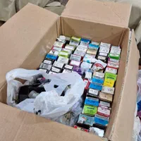 فروش تعدادی رنگ مو،پودر دکلره ،مژه ۳شاخه وکراتین