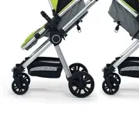 ب کالسکه نیاز مند