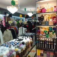 به یک فروشنده خانم نیازمندیم