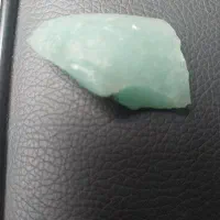 یاقوت آبی آسمانیبدون ترک خوردگی وبسیار زیبا